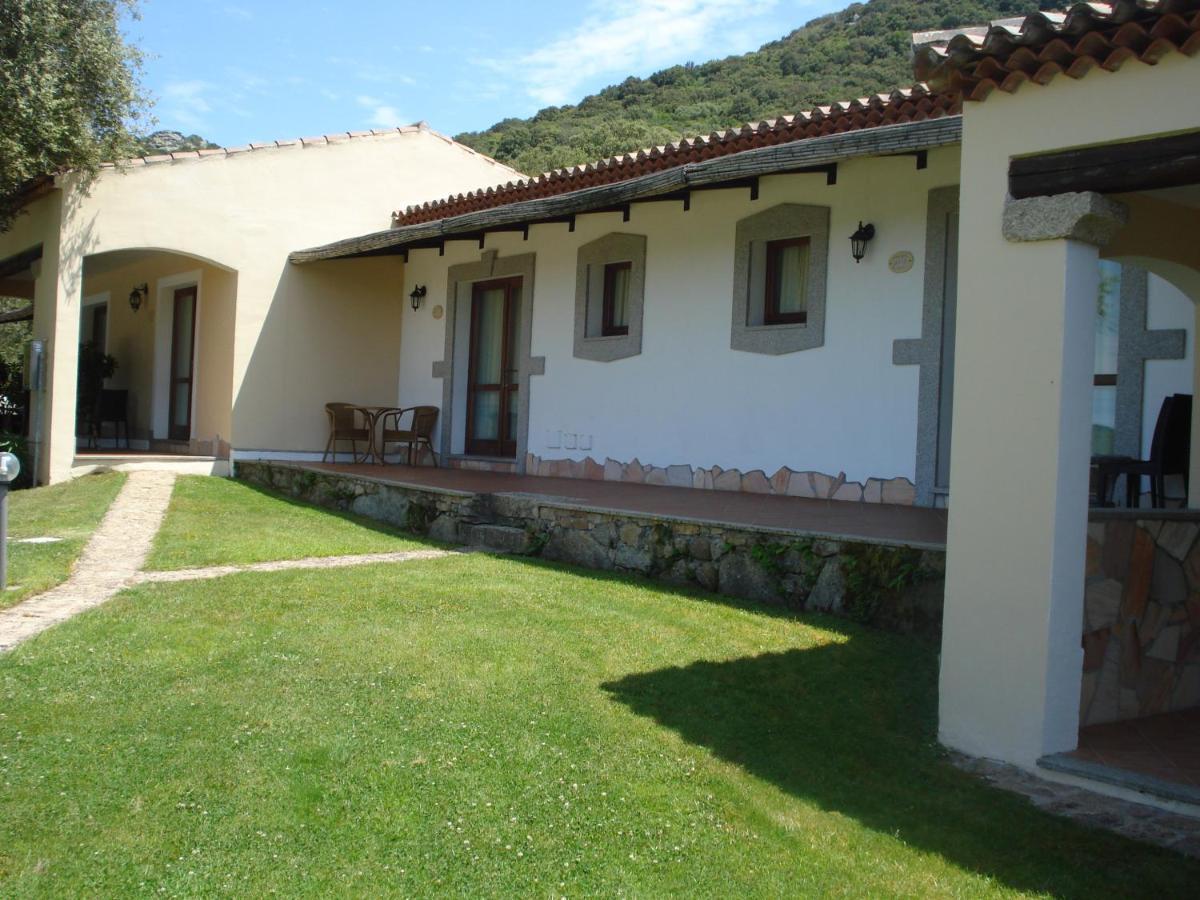 Hotel Valkarana Country Relais (Adults Only) Sant'Antonio di Gallura Extérieur photo