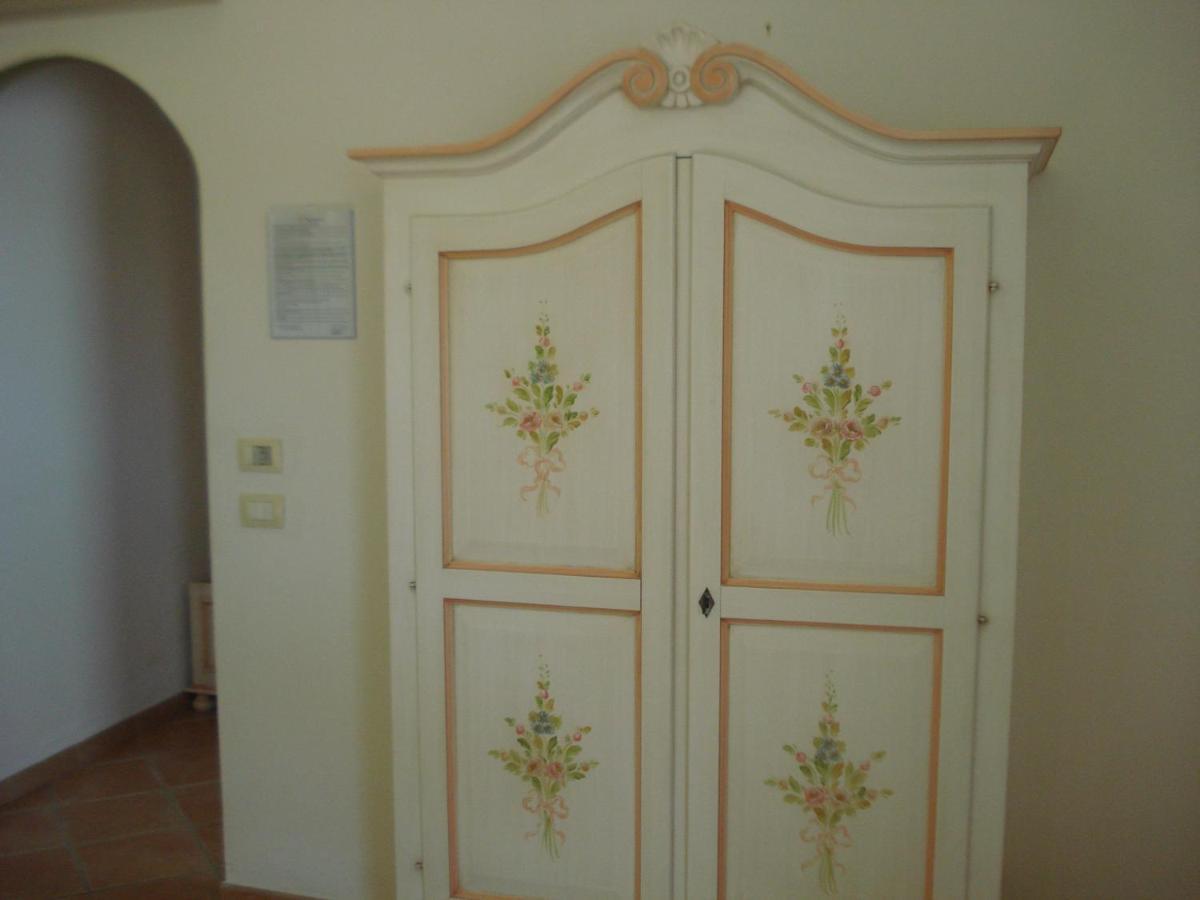 Hotel Valkarana Country Relais (Adults Only) Sant'Antonio di Gallura Extérieur photo