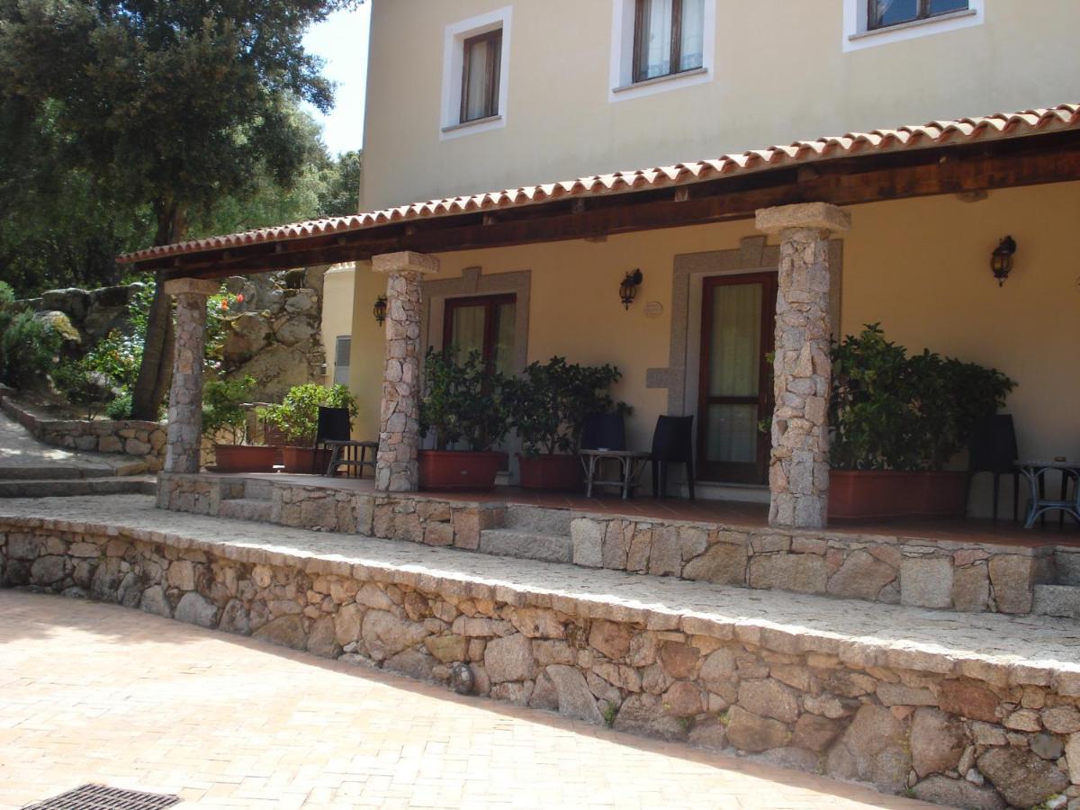 Hotel Valkarana Country Relais (Adults Only) Sant'Antonio di Gallura Extérieur photo