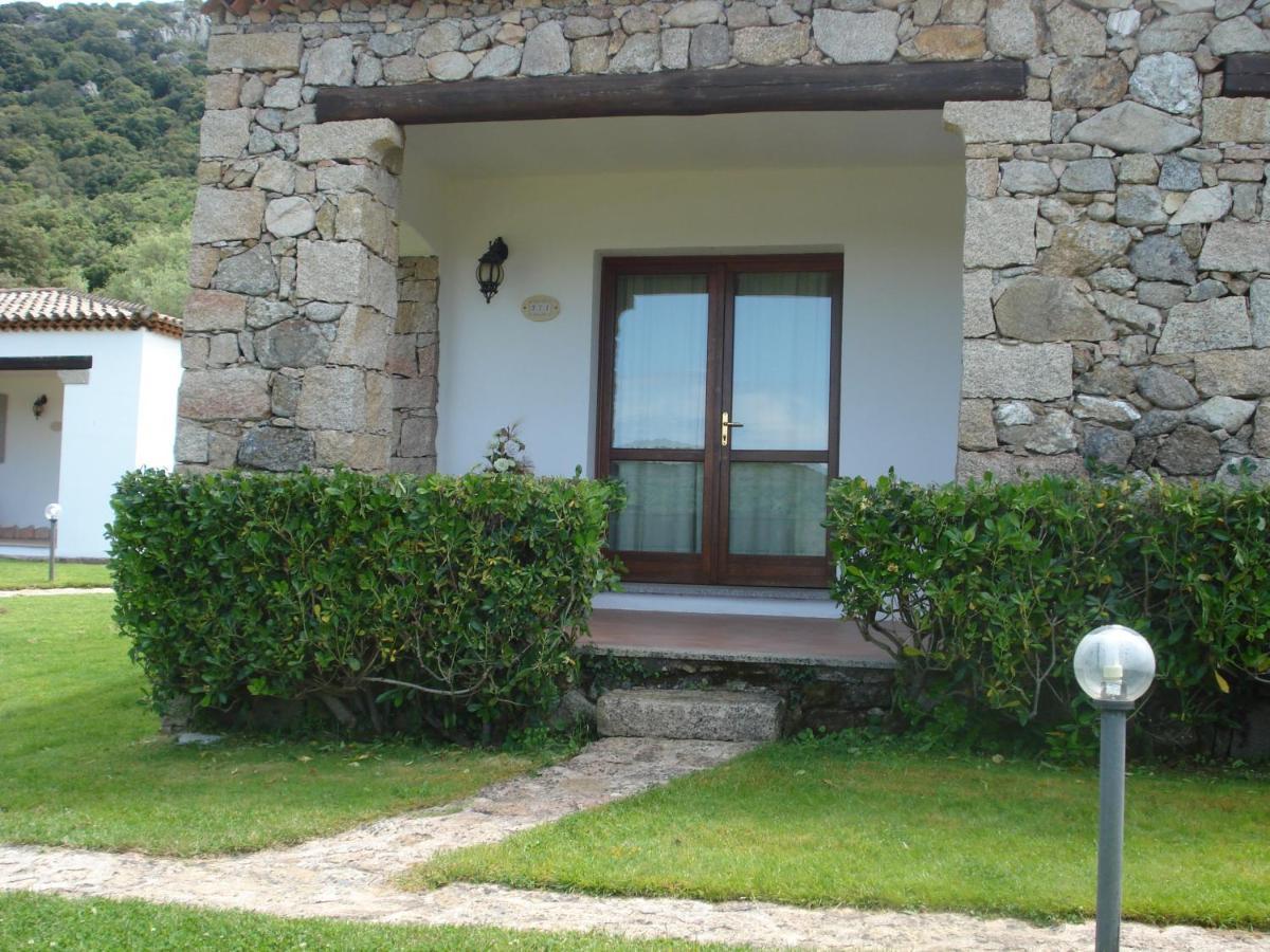 Hotel Valkarana Country Relais (Adults Only) Sant'Antonio di Gallura Extérieur photo