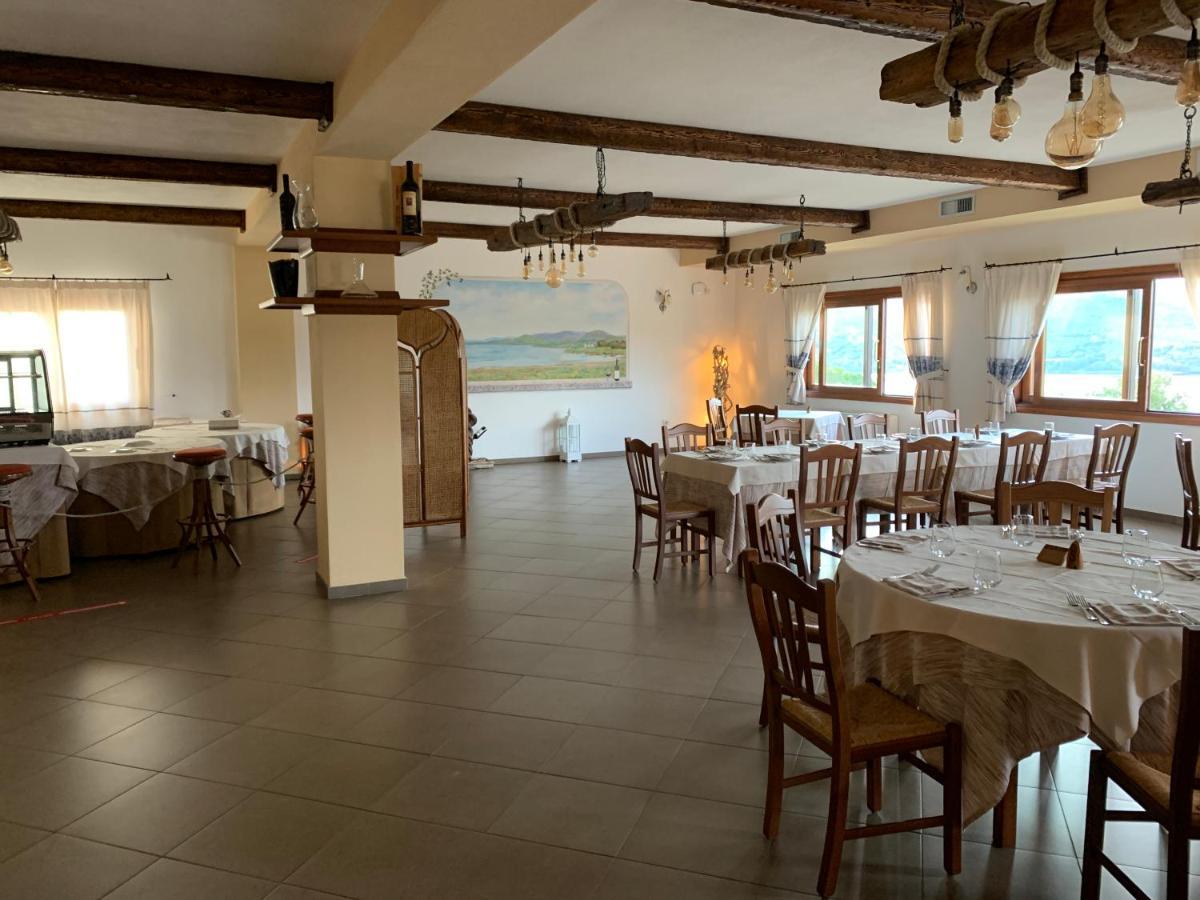Hotel Valkarana Country Relais (Adults Only) Sant'Antonio di Gallura Extérieur photo