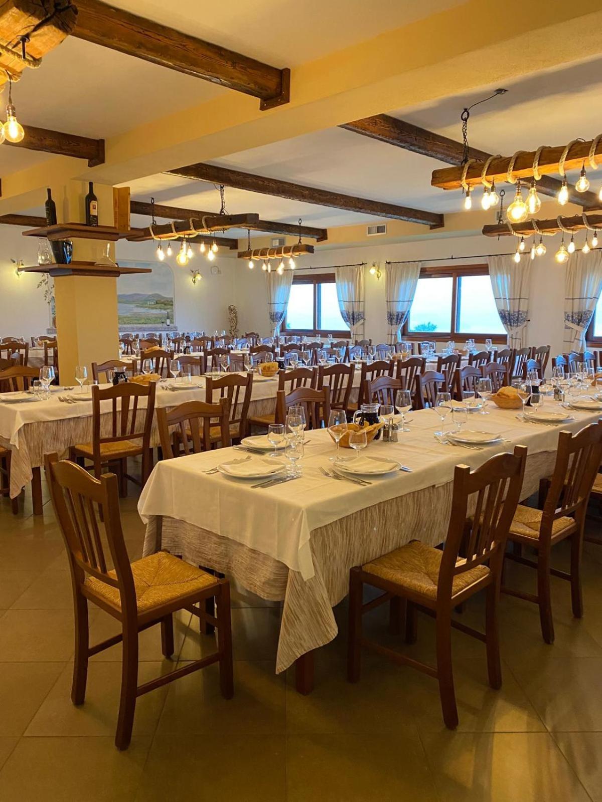 Hotel Valkarana Country Relais (Adults Only) Sant'Antonio di Gallura Extérieur photo